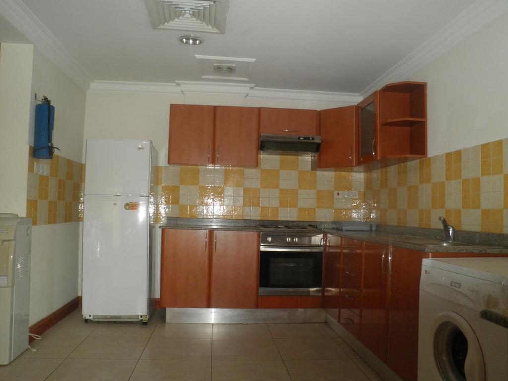 Desert Pearl Hotel Apartment Manama Room photo